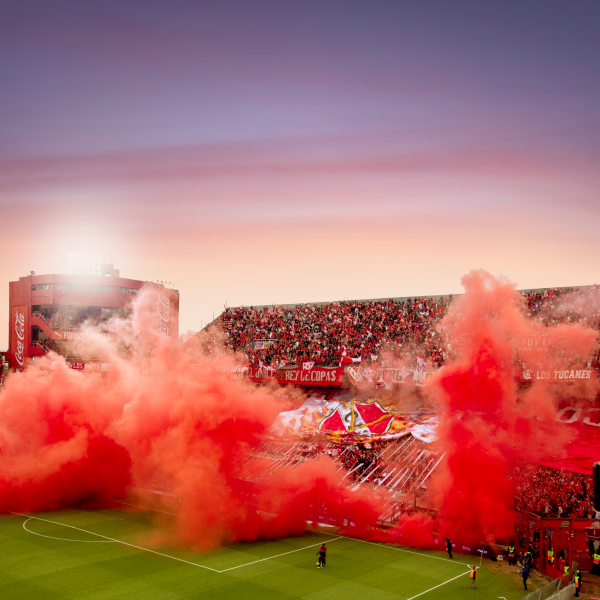 independiente hinchada (1) 1